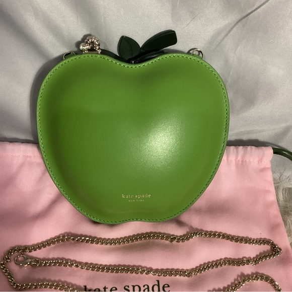 Kate Spade Novelty 3D Picnic Green Apple Worm Smooth Leather Crossbody Bag EUC - Picture 6 of 13
